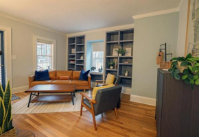 New & Renovated MCM Duplex 3 mi to DT Durham